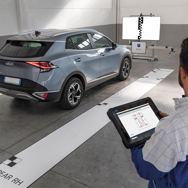 St med 360&deg; kalibreringsmtter til kamera for KIA/HYUNDAI