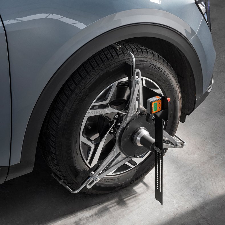 RCCS 3 EVO med 75" skrm og hjulklemmer