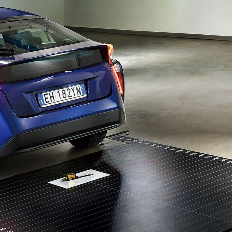 Kalibreringsmtte med hjulcentreringsbeslag og laserlibelle